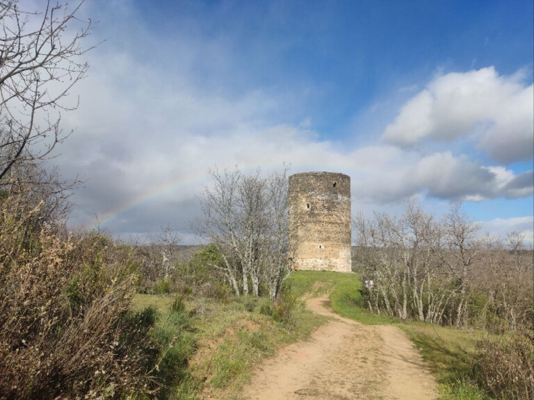 photo 2024 11 20 20 08 43 Torre de Ordás: La Fascinante Historia de esta increíble Torre de 20 metros