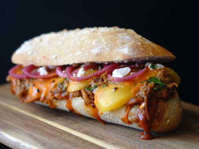 1 min 1 León arrasa en el Campeonato Nacional de Bocatas y deja en ridículo al resto de España con estas 3 joyas gastronómicas.