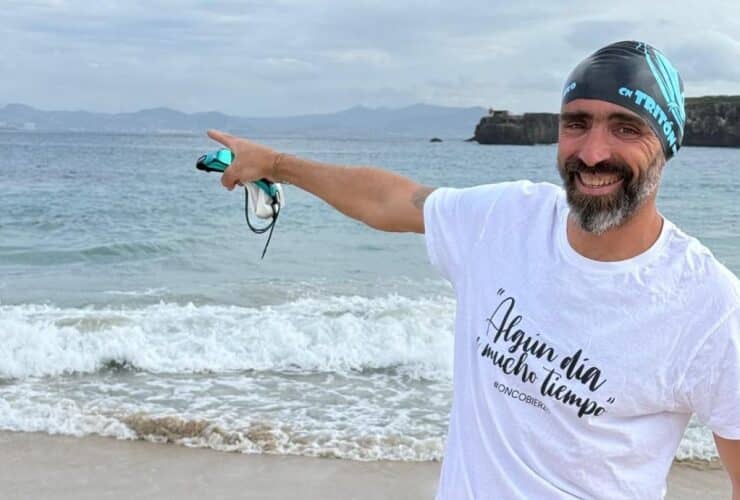 Basurco Estrecho Oncobierzo el bierzo digital 1120x690 1 Miguel Martínez Basurco Cruza el Estrecho de Gibraltar a Nado en una increíble Defensa de la Sanidad del Bierzo en 2025