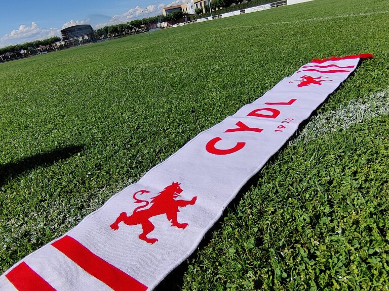 cultural y deportiva leonesa Así es la salvaje e increíble reventa de entradas Cultural y Deportiva Leonesa Vs Andorra en 2025