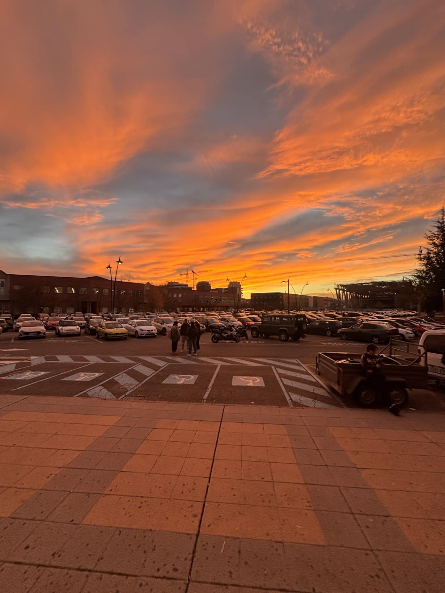 IMG 8318 El increíble Cielo de León que nos regaló la tarde del 1 de Diciembre🌅