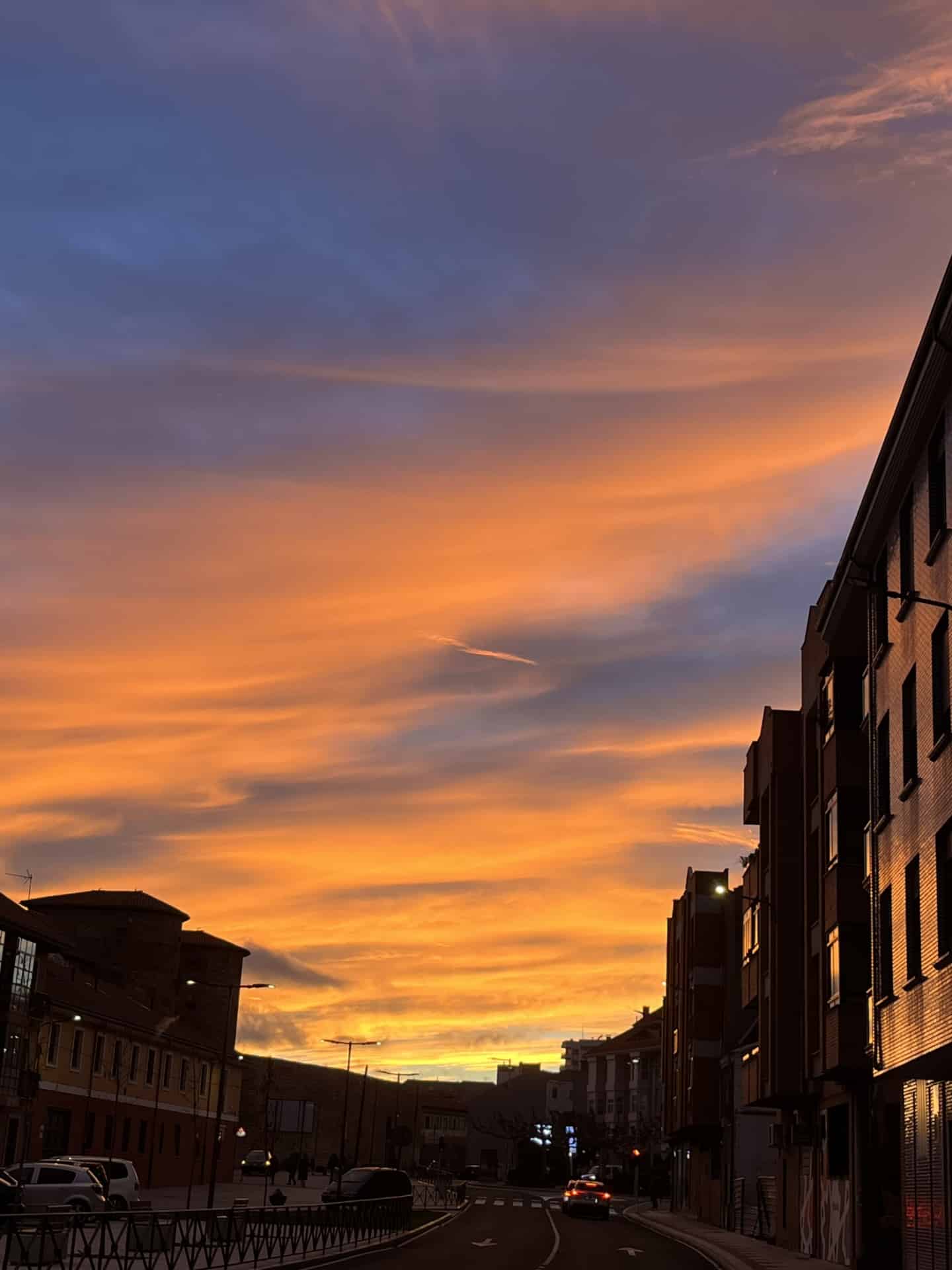 image0 El increíble Cielo de León que nos regaló la tarde del 1 de Diciembre🌅